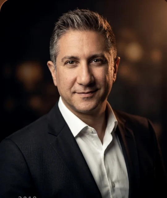 Portrait de Lamine Bennani, fondateur de Moov Agency